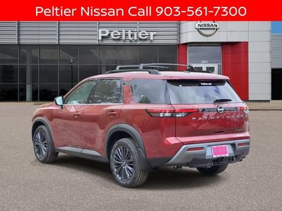New 2026 Nissan Pathfinder SL w/ SL Premium Package