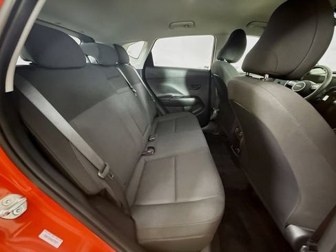 Used 2025 Hyundai Kona SEL AWD/4WD image 25