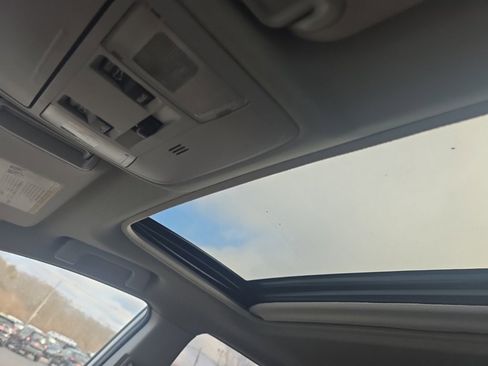 Used 2016 Toyota RAV4 XLE image 26