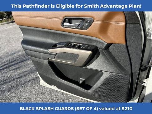 Certified 2022 Nissan Pathfinder Platinum w/ Cargo Package image 16