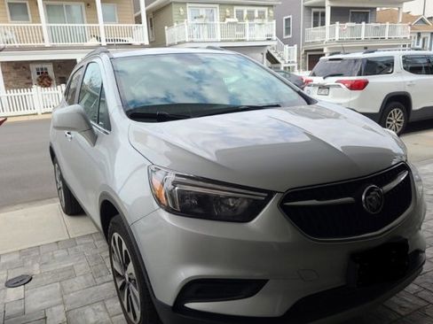 Used 2022 Buick Encore Preferred w/ Safety Package image 2