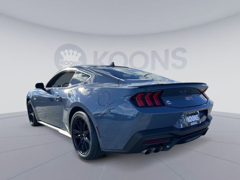 Used 2025 Ford Mustang GT Premium image 4