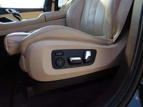 Used 2019 BMW X5 xDrive40i w/ Premium Package 2 AWD/4WD image 20