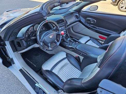 Used 2000 Chevrolet Corvette Base image 22