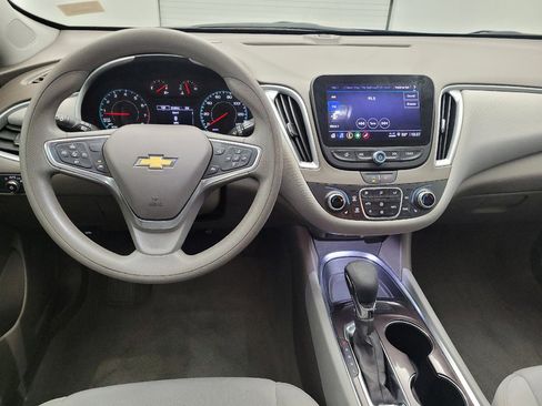Used 2023 Chevrolet Malibu LT FWD image 22