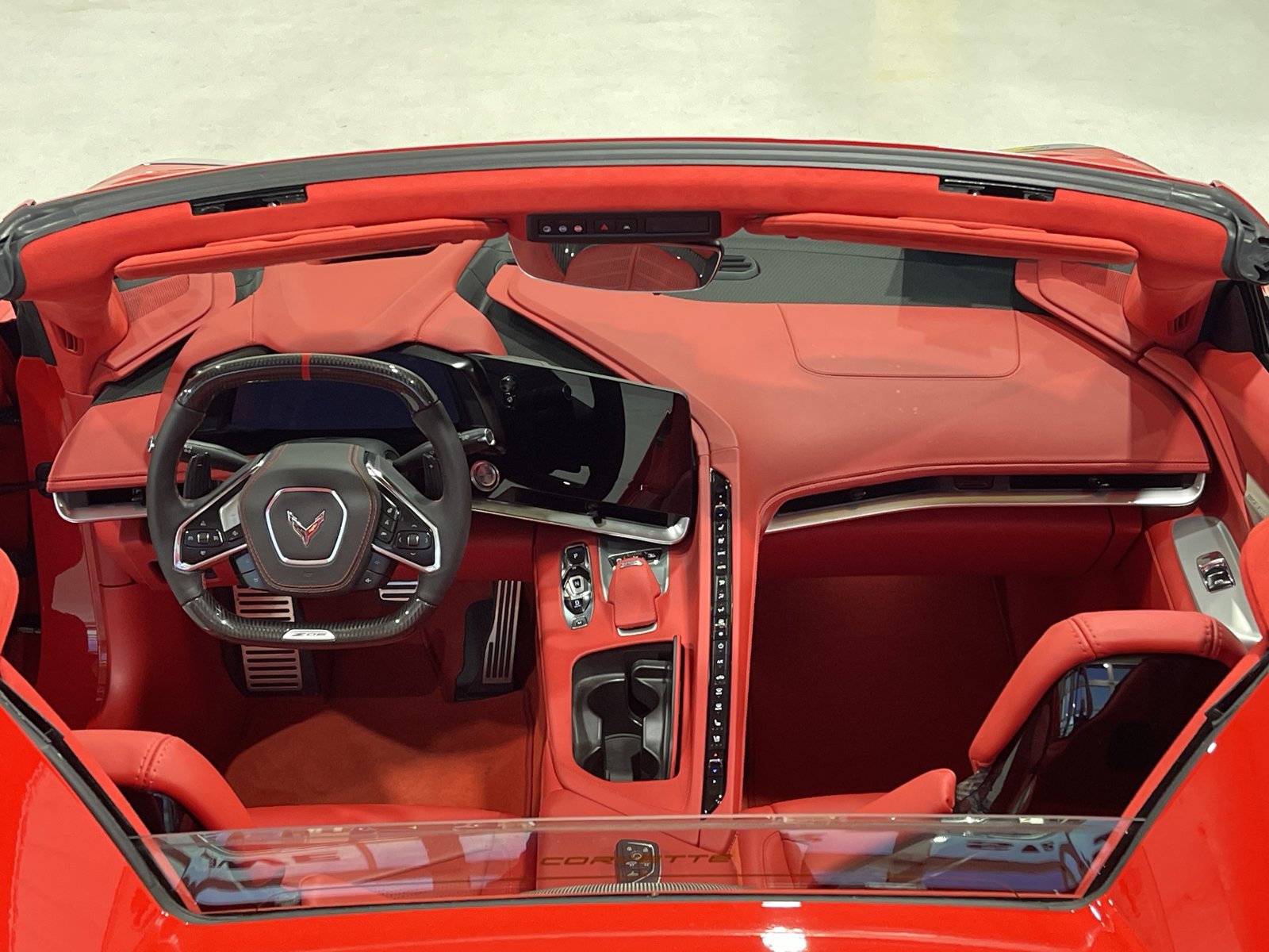 Used 2025 Chevrolet Corvette Z06 RWD image 17
