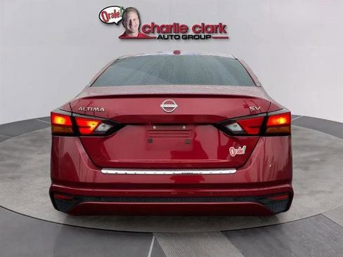 Certified 2023 Nissan Altima 2.5 SV image 4