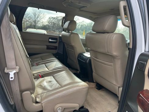 Used 2008 Toyota Sequoia Limited image 10