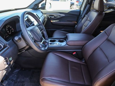 Used 2025 Honda Ridgeline RTL image 18