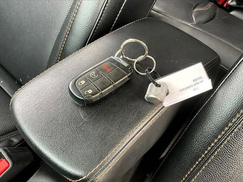 Used 2020 Jeep Compass Limited image 10