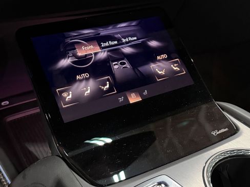 New 2026 Cadillac Vistiq Premium Luxury AWD/4WD image 34