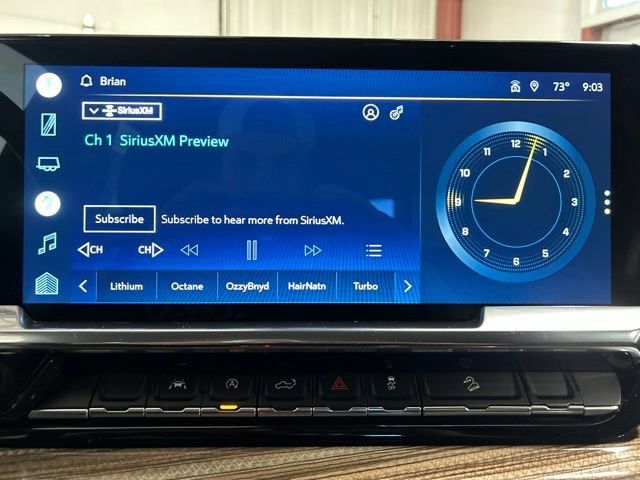 Used 2022 Chevrolet Silverado 1500 LT Trail Boss w/ Convenience Package II AWD/4WD image 28