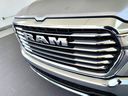 Used 2025 RAM 1500 Laramie AWD/4WD image 2