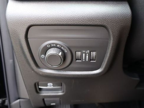 New 2026 Jeep Grand Cherokee L Laredo AWD/4WD image 12