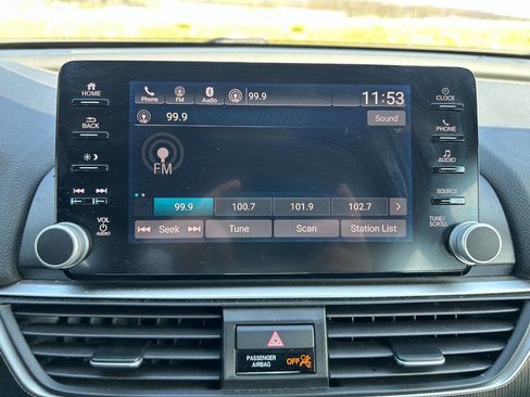 Used 2018 Honda Accord Sport image 24