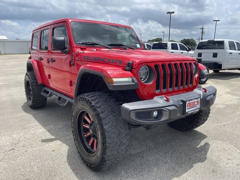 Used 2019 Jeep Wrangler Unlimited Rubicon AWD/4WD image 2