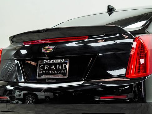 Used 2017 Cadillac ATS V w/ Luxury Package RWD image 13