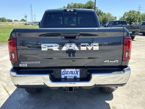 New 2026 RAM 2500 Laramie AWD/4WD image 12