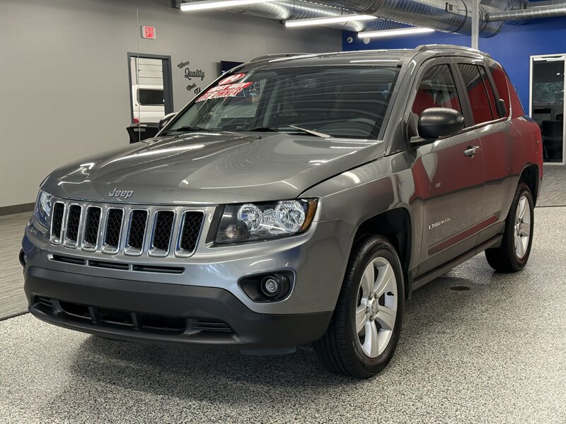 Used 2014 Jeep Compass Sport w/ Power Value Group FWD image 4