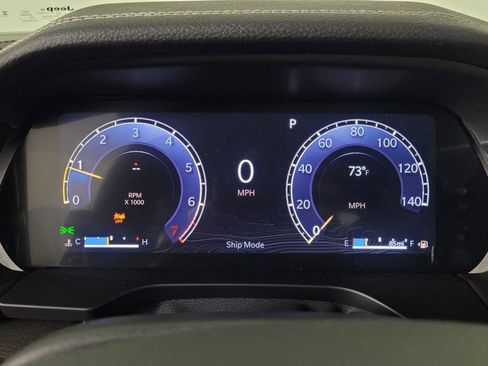 New 2025 Jeep Grand Cherokee Limited image 19