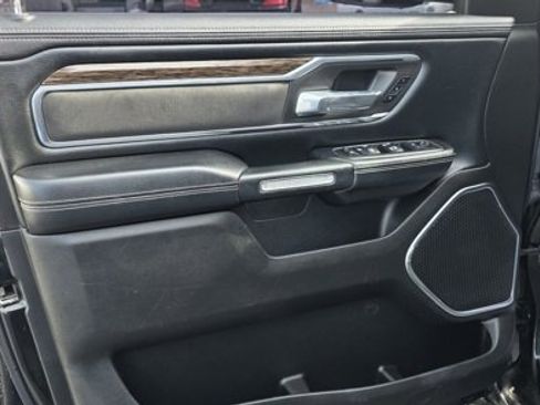 Used 2019 RAM 1500 Laramie image 8