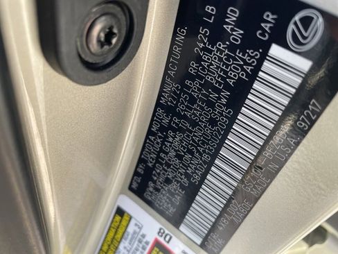 Used 2025 Lexus ES 350 w/ Premium Package image 27