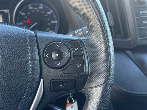 Used 2018 Toyota RAV4 LE w/ All Weather Liner Package image 15