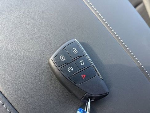 New 2026 Chevrolet Suburban LS image 38