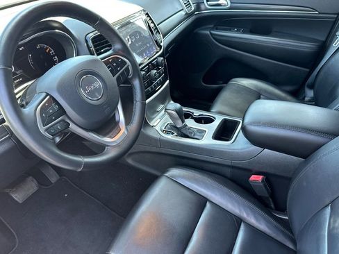 Used 2019 Jeep Grand Cherokee Limited RWD image 12