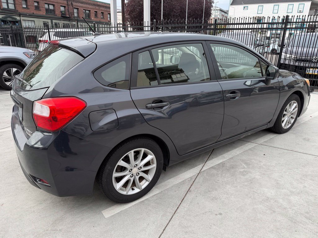 Used 2014 Subaru Impreza 2.0i Premium w/ All-Weather Package w/CVT AWD/4WD image 6