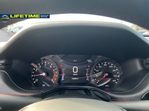 Used 2025 Jeep Compass Trailhawk image 20