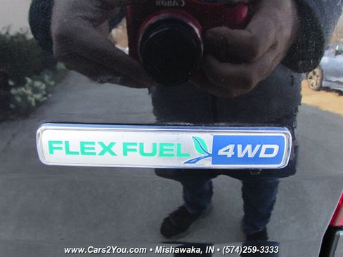 Used 2013 Ford Explorer XLT AWD/4WD image 8