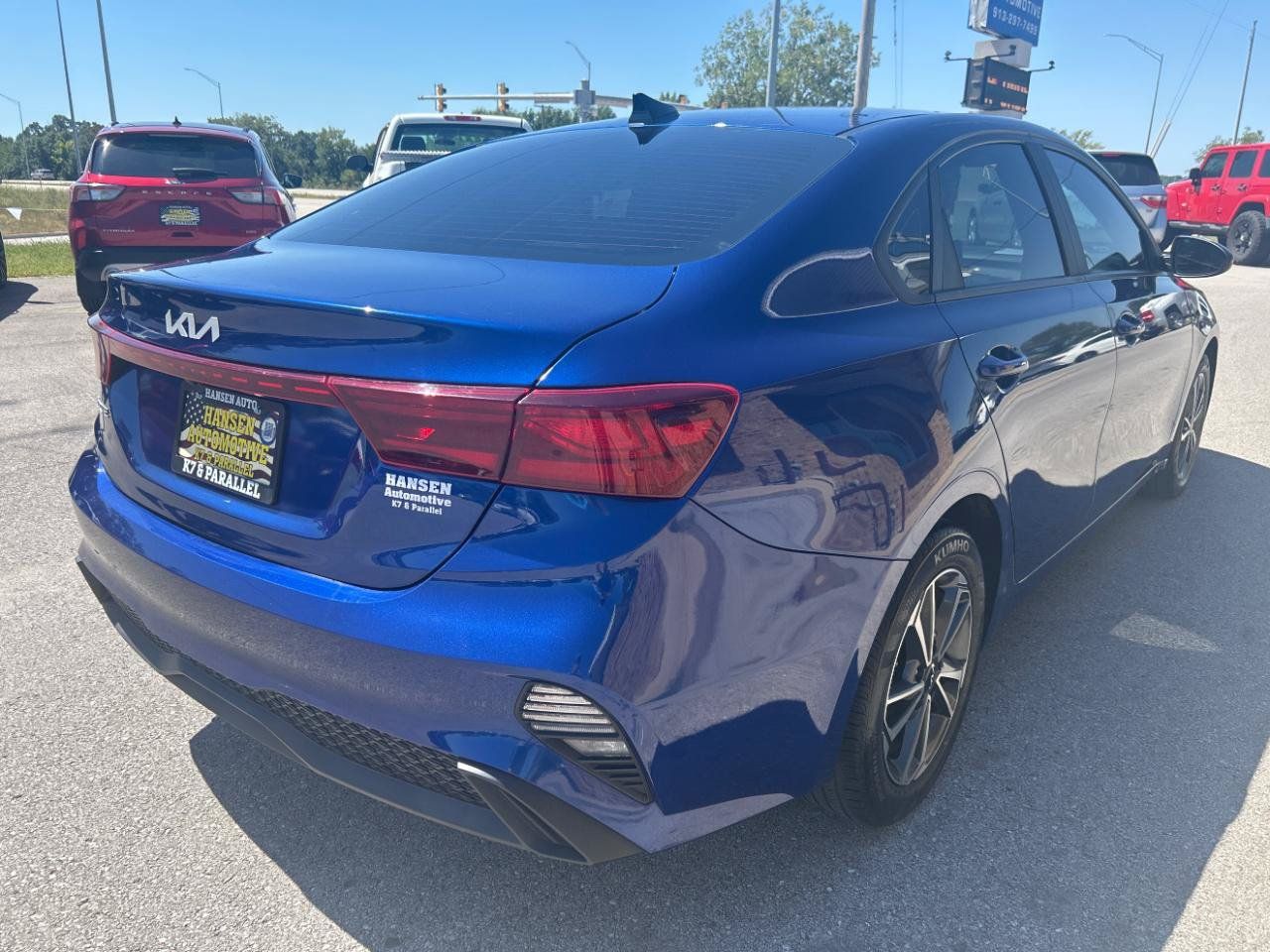 Used 2022 Kia Forte LXS FWD image 5