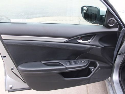 Used 2020 Honda Civic EX image 18