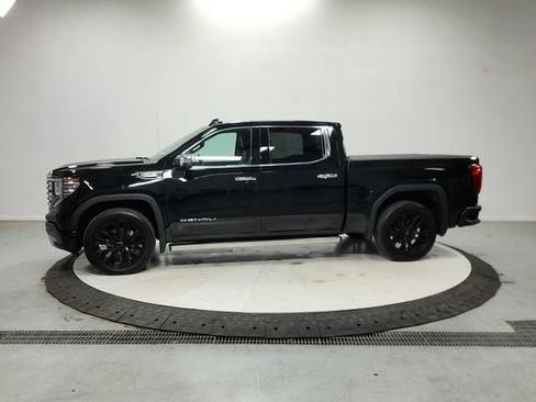 Used 2023 GMC Sierra 1500 Denali w/ Denali Reserve Package AWD/4WD image 5