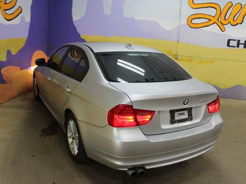 Used 2010 BMW 328i xDrive Sedan AWD/4WD image 6