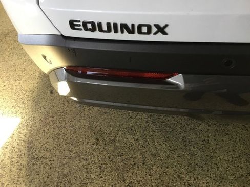 New 2026 Chevrolet Equinox ACTIV w/ Convenience Package III image 17