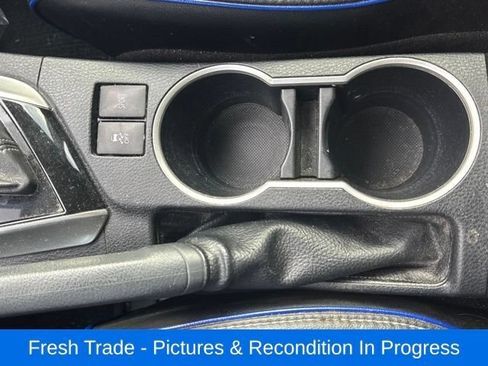 Used 2017 Toyota Corolla SE w/ Carpet Mat Package (TMS) FWD image 14