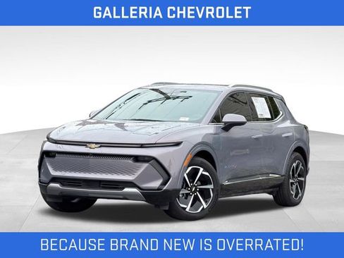 Used 2024 Chevrolet Equinox EV LT FWD image 1