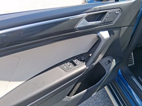 Used 2020 Volkswagen Tiguan SEL Premium R-Line w/ 3rd Row Seat Package AWD/4WD image 12