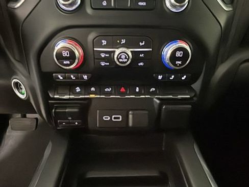 Used 2021 GMC Sierra 1500 AT4 AWD/4WD image 23