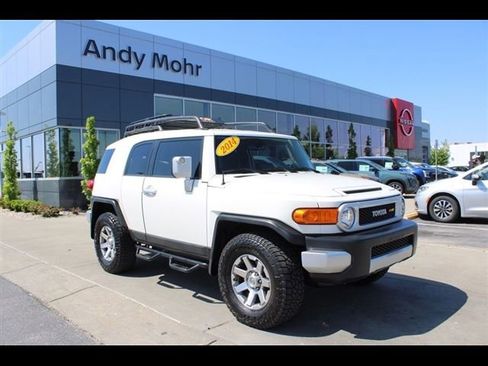 Used 2014 Toyota FJ Cruiser 4WD w/ Convenience Package image 1
