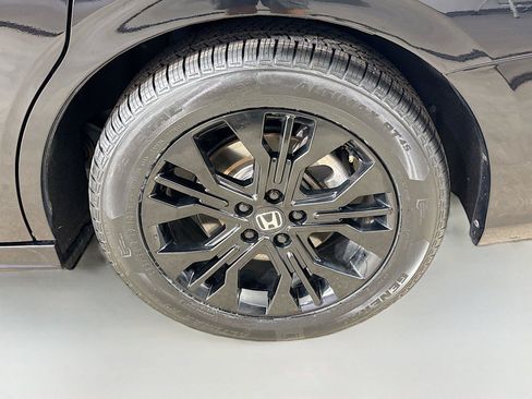 Used 2025 Honda Odyssey Sport-L image 31