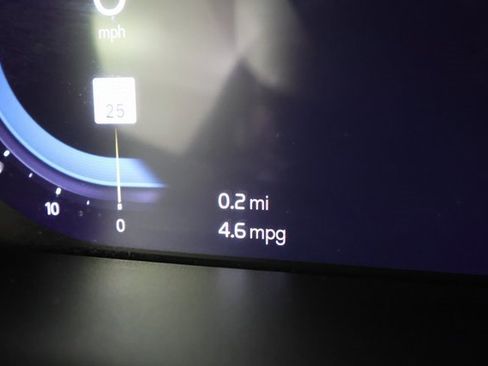 Used 2023 Volvo V60 B5 Cross Country Plus image 15