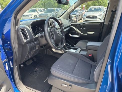 Used 2024 Nissan Frontier SV RWD image 22