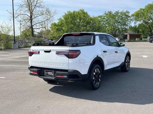 New 2026 Hyundai Santa Cruz SE FWD image 5