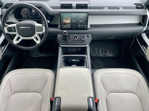 Certified 2024 Land Rover Defender 110 SE image 16