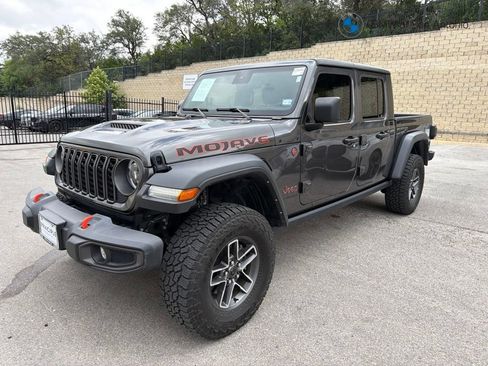 Used 2024 Jeep Gladiator Mojave w/ Convenience Group AWD/4WD image 1