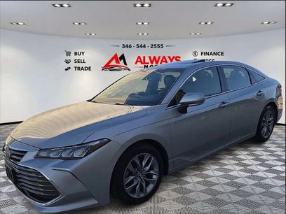 Used 2019 Toyota Avalon XLE w/ Moonroof Package