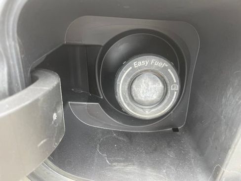 Used 2025 Ford Bronco Badlands AWD/4WD image 9